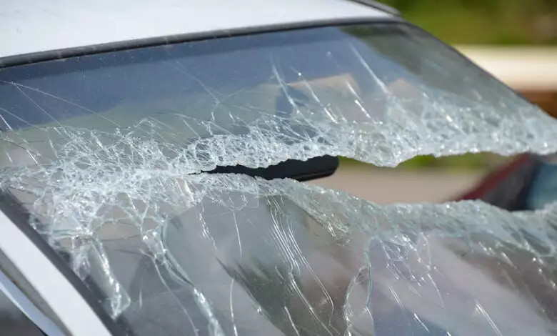 You are currently viewing Μεσσηνία: Τραγική κατάληξη για τον οδηγό που καρφώθηκε σε ελιά στη Βαλύρα