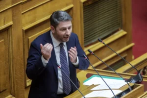 Read more about the article Ανδρουλάκης για Τέμπη: «Σε κάθε σκάνδαλο, η πολιτική σας είναι να κρύβετε την αλήθεια