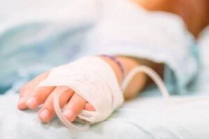 Read more about the article Στο νοσοκομείο Πύργου 6χρονη με οξεία μέθη (!)