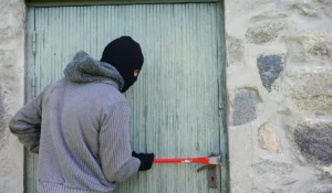Read more about the article Συνελήφθη ο δράστης της κλοπής αποθήκης στα Φιλιατρά τον περασμένο Μάρτιο