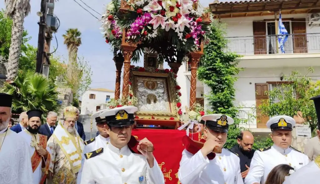 You are currently viewing Η Κορώνη γιόρτασε με λαμπρότητα την Παναγία Ελεήστρια