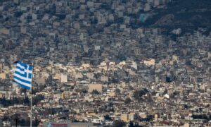 Read more about the article Σπάνε ρεκόρ οι τιμές στα ενοίκια σε όλη την Ελλάδα – Δίνουν 1.500 ευρώ για… σπίτι του 1960