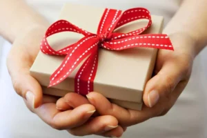 Read more about the article Εορτολόγιο: Ποιοι γιορτάζουν σήμερα, 15 Μαΐου