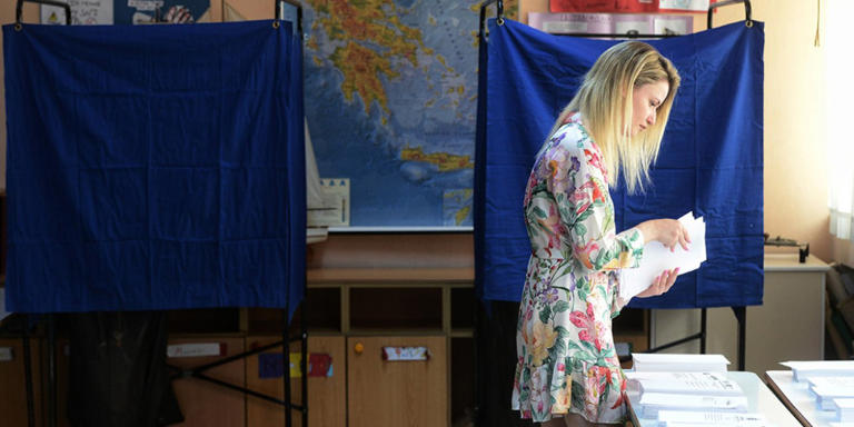 You are currently viewing Opinion Poll: Η επόμενη μέρα για Μητσοτάκη και Κεντροαριστερά -Ποιον επιλέγουν για αντιπολίτευση