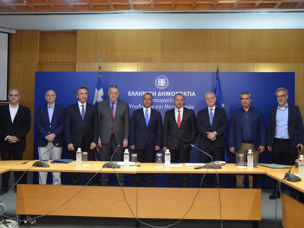 Read more about the article Υπεγράφη η σύμβαση για την παράκαμψη της Γιάλοβας