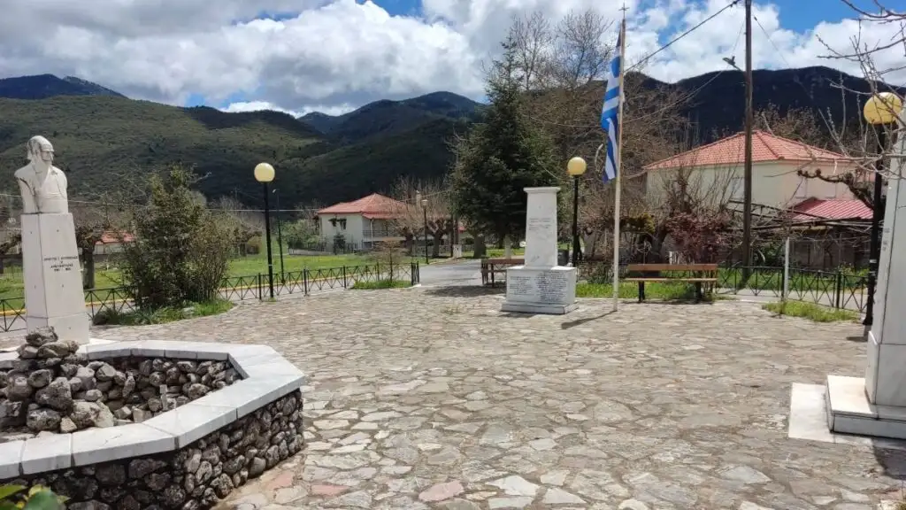 You are currently viewing Πολιανή: Εορτή στη μνήμη των ηρώων Παπαφλέσσα και Αναγνωσταρά από το δήμο Καλαμάτας