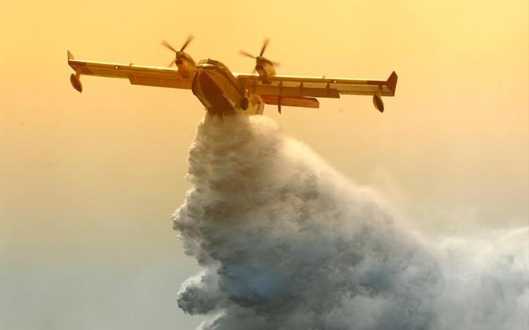Read more about the article Τέσσερα ελληνικά πυροσβεστικά αεροσκάφη σε μεγάλη δασική πυρκαγιά στην Αλβανία