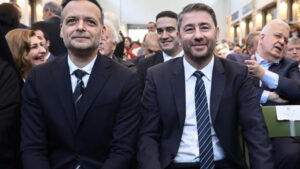 Read more about the article Ανεβαίνουν οι τόνοι στο ΠΑΣΟΚ: Δούκας σε Ανδρουλάκη – «Το ποτήρι ξεχείλισε»