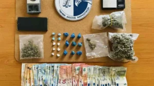 Read more about the article Καλαμάτα: 23χρονος ο “εγκέφαλος” του κυκλώματος ναρκωτικών