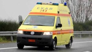 Read more about the article Θανατηφόρο τροχαίο στην Πατρών – Κορίνθου: Ι.Χ. έπεσε σε σταματημένο φορτηγό