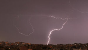 Read more about the article Έκτακτο δελτίο από την ΕΜΥ: Πού θα χτυπήσει η κακοκαιρία τις επόμενες ώρες