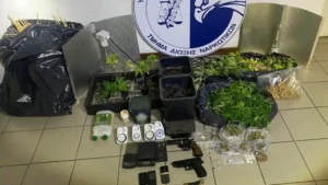 Read more about the article Καλαμάτα: Εξαρθρώθηκε κύκλωμα ναρκωτικών – δείτε εικόνες
