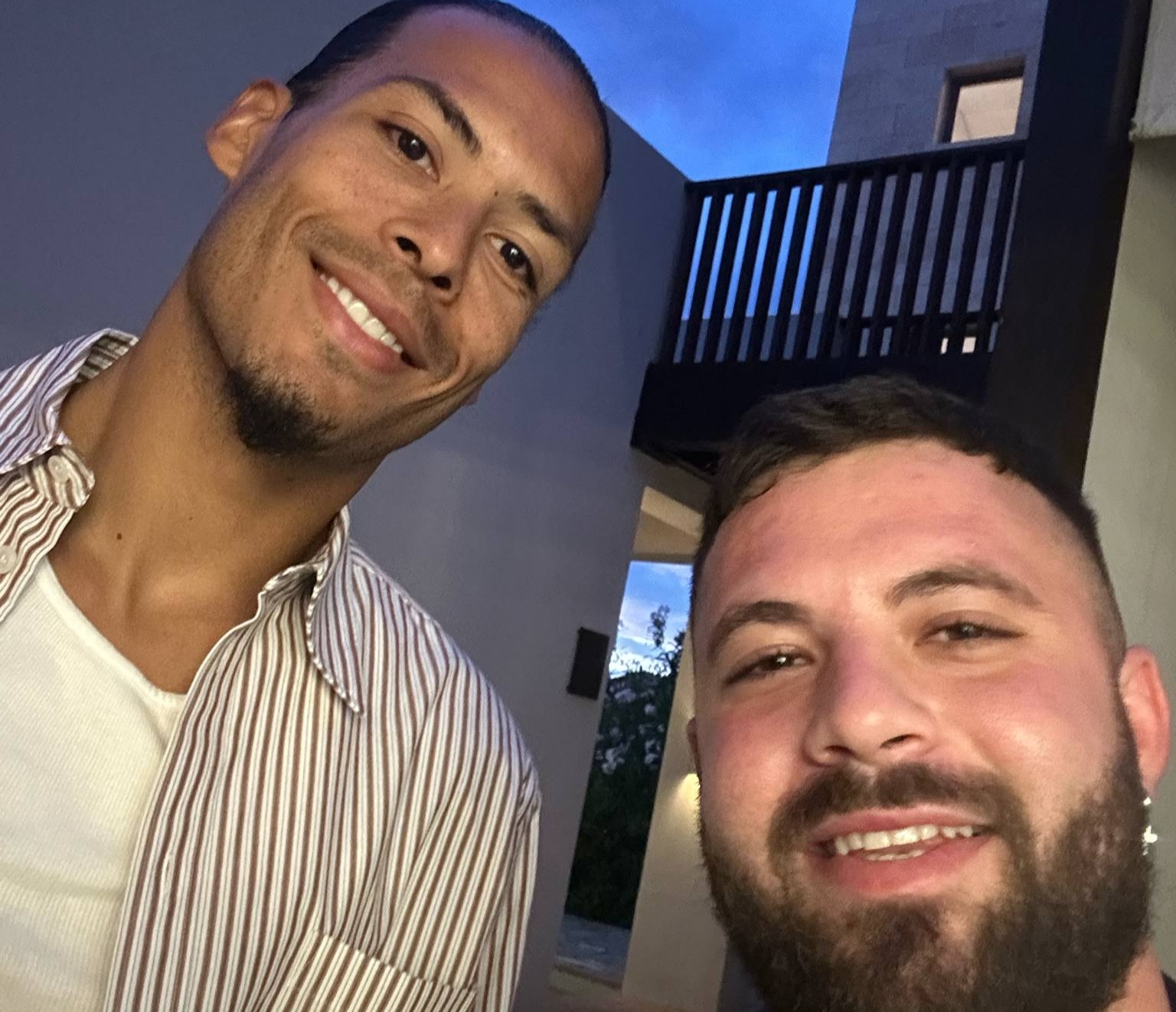 You are currently viewing Στη Μεσσηνία για διακοπές ο αρχηγός της Liverpool Virgil Van Dijk