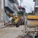 Γαργαλιάνοι: Ατύχημα για το χωματουργικό μηχάνημα που περνάει τον βιολογικό