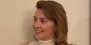 Read more about the article θρήνος στην Τριφυλία: Απεβίωσε η δικηγόρος και πολιτεύτρια του ΠΑΣΟΚ  Αριστέα Καζάκου