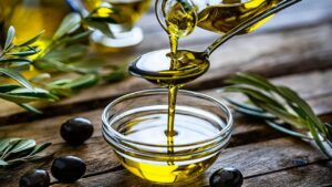 Read more about the article Πόσο κοστίζει το λάδι στην Τυνησία και γιατί ο Έλληνας παραγωγός λυγίζει στη σύγκριση